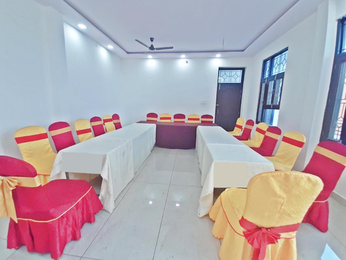 Bindiram Express By Shrigo Hotels Sitapur Muafi Exterior foto